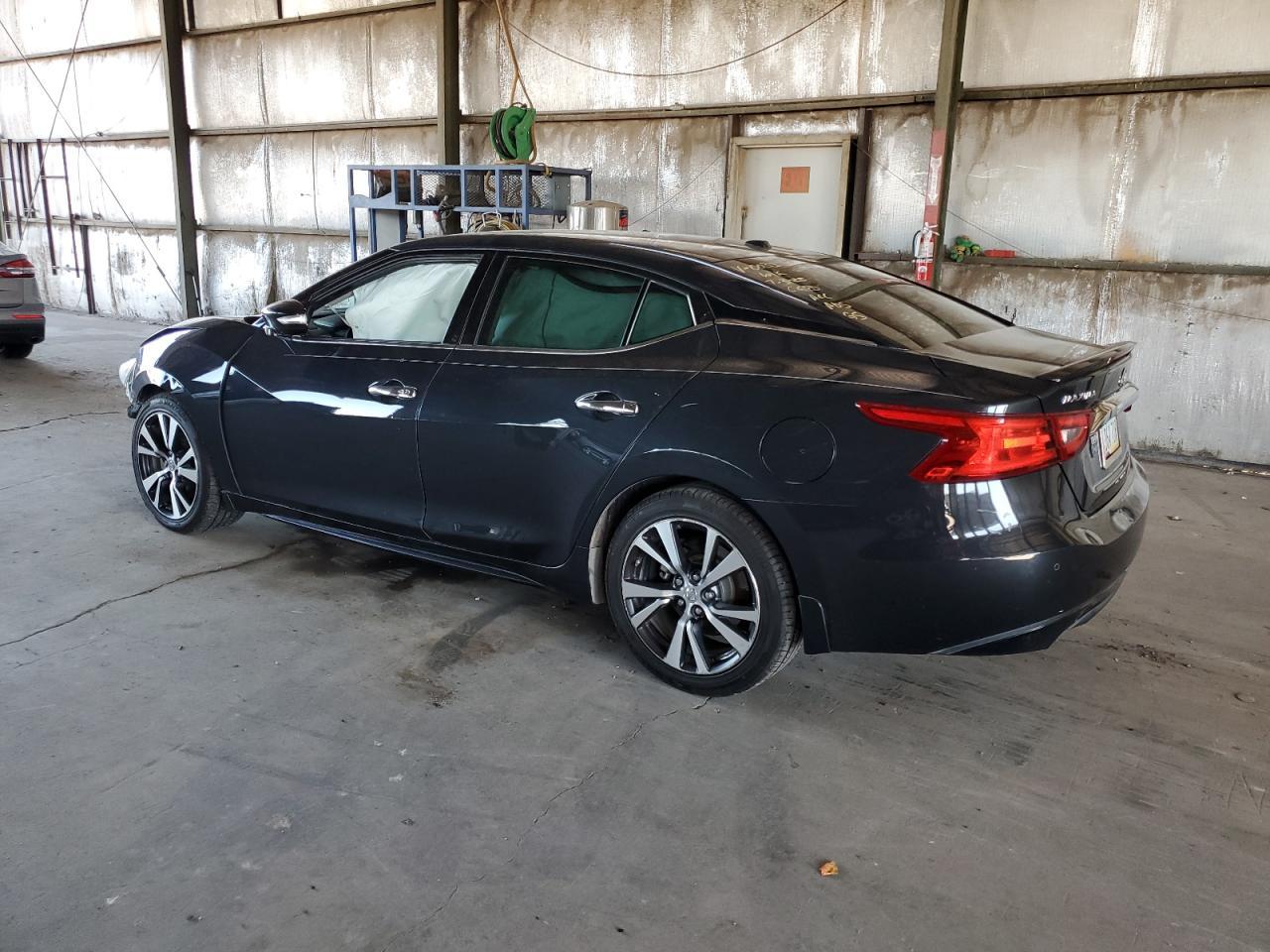 2017 NISSAN Maxima