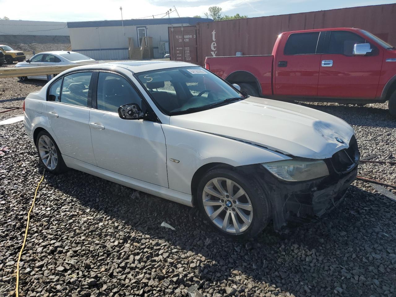 2011 BMW 3 SERIES