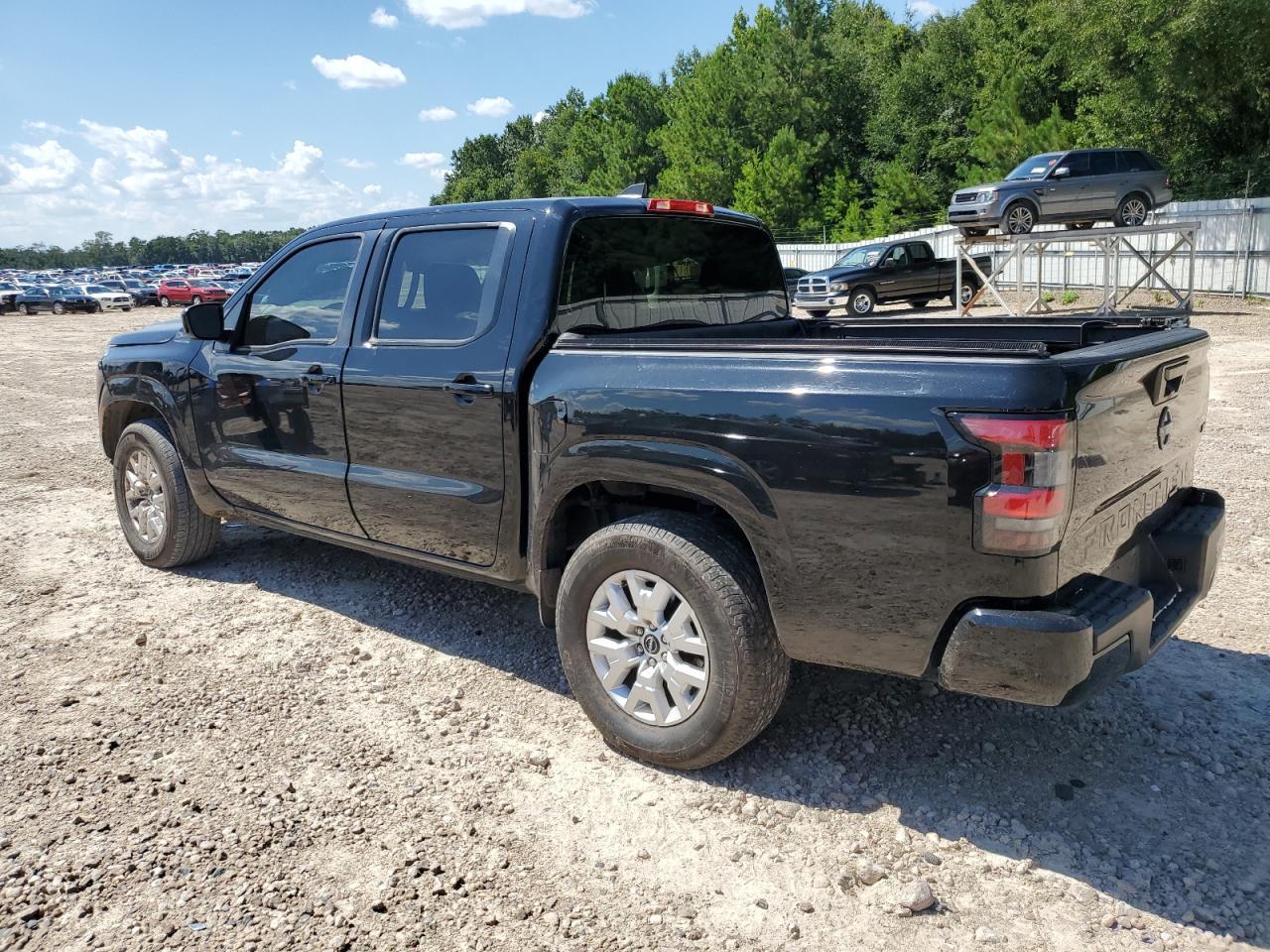 2022 NISSAN Frontier