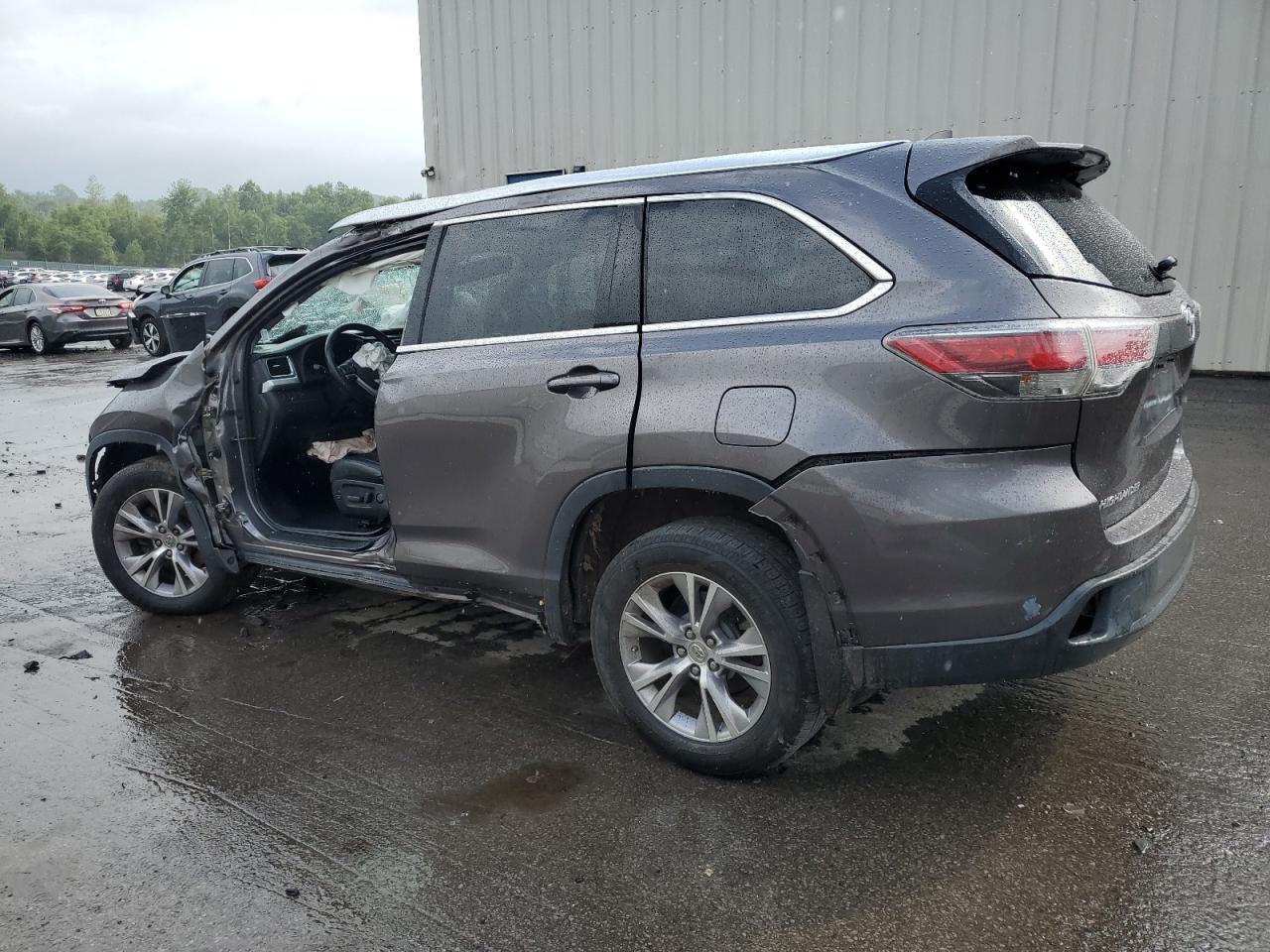 2015 TOYOTA HIGHLANDER