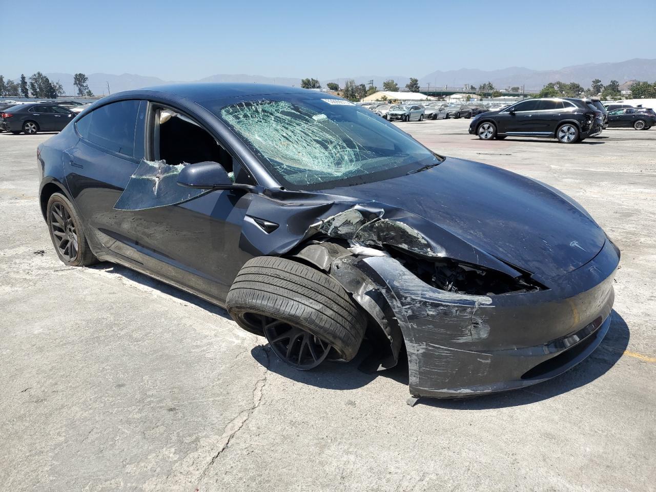 2024 TESLA MODEL 3