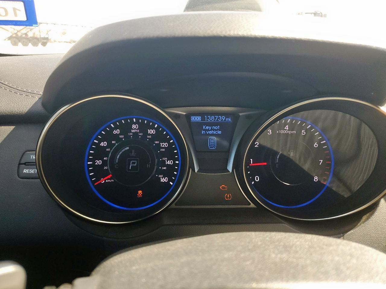 2013 HYUNDAI GENESIS