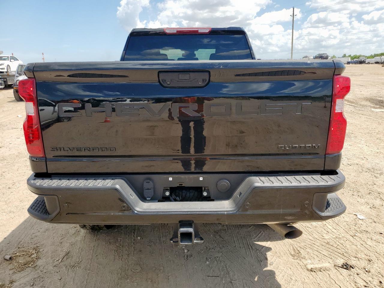 2024 CHEVROLET Silverado