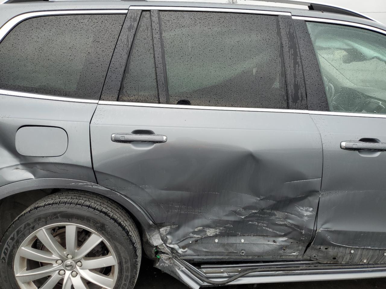 2016 VOLVO XC90