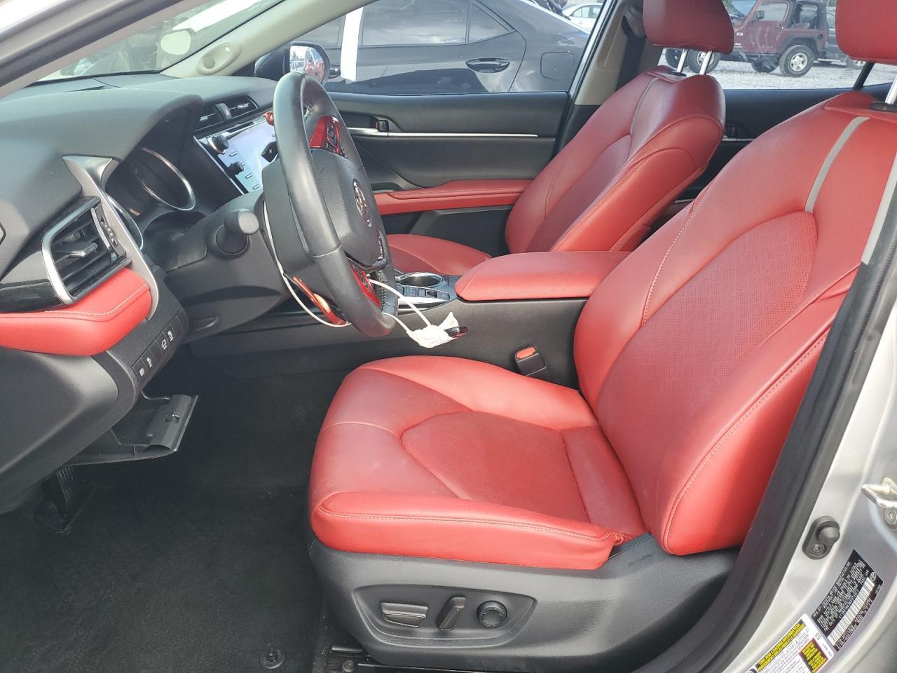 2019 TOYOTA CAMRY