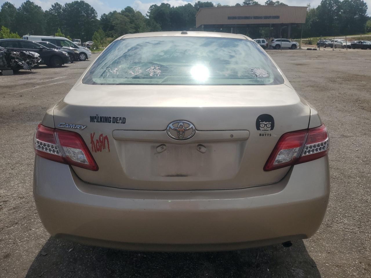 2011 TOYOTA CAMRY