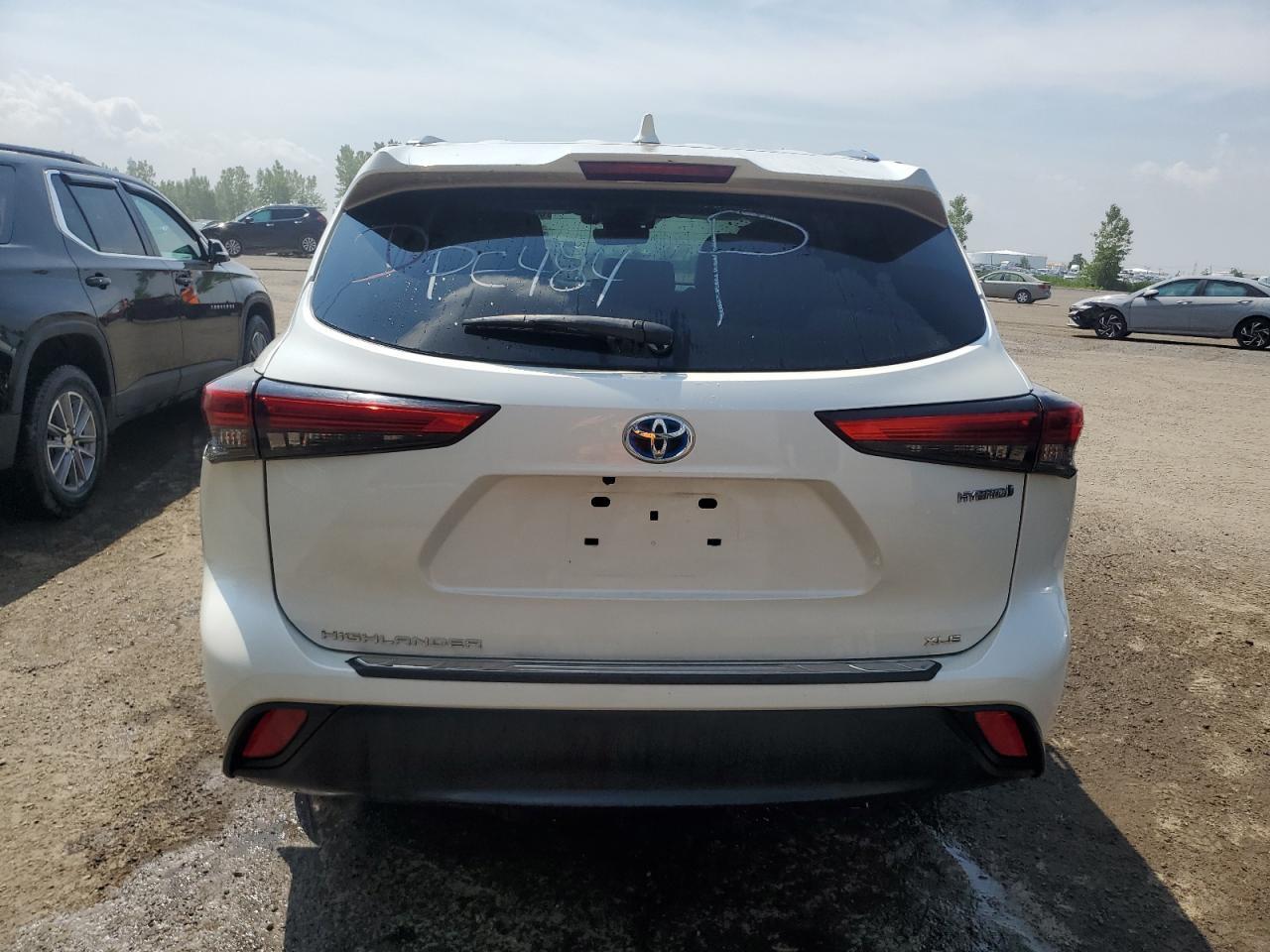 2021 TOYOTA HIGHLANDER