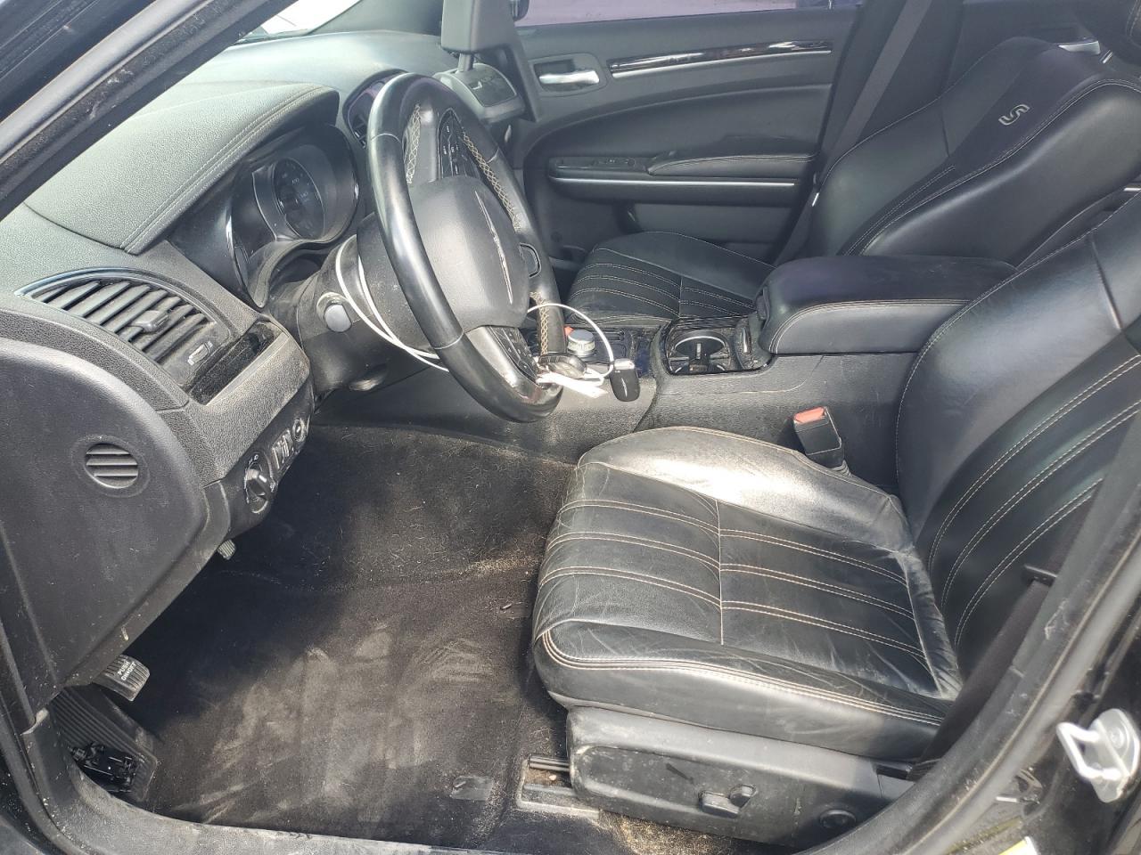 2019 CHRYSLER 300