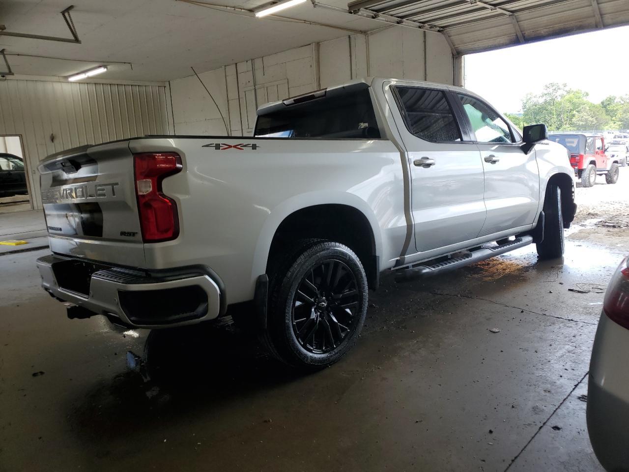 2020 CHEVROLET Silverado