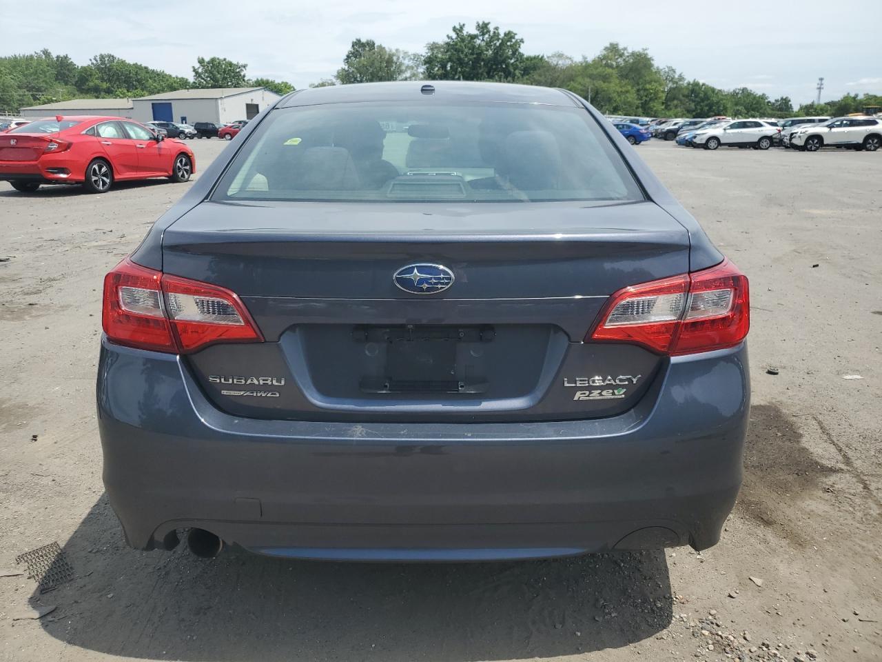 2015 SUBARU Legacy