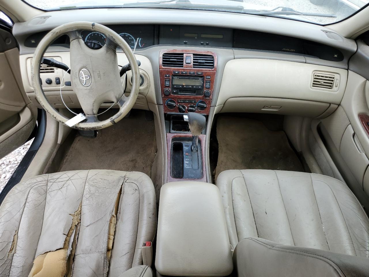 2002 TOYOTA Avalon