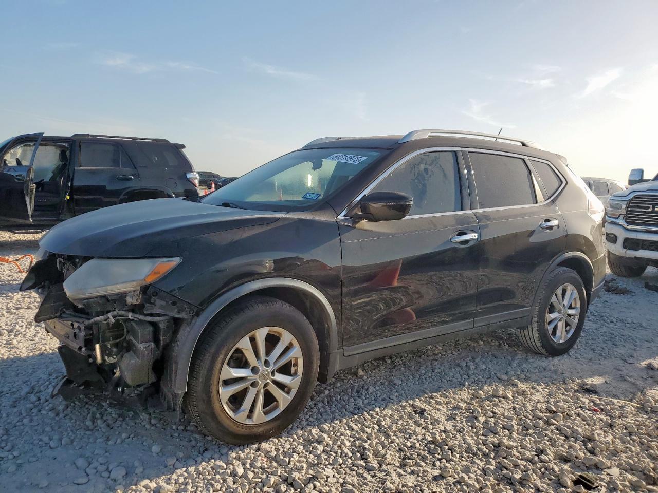 2016 NISSAN ROGUE