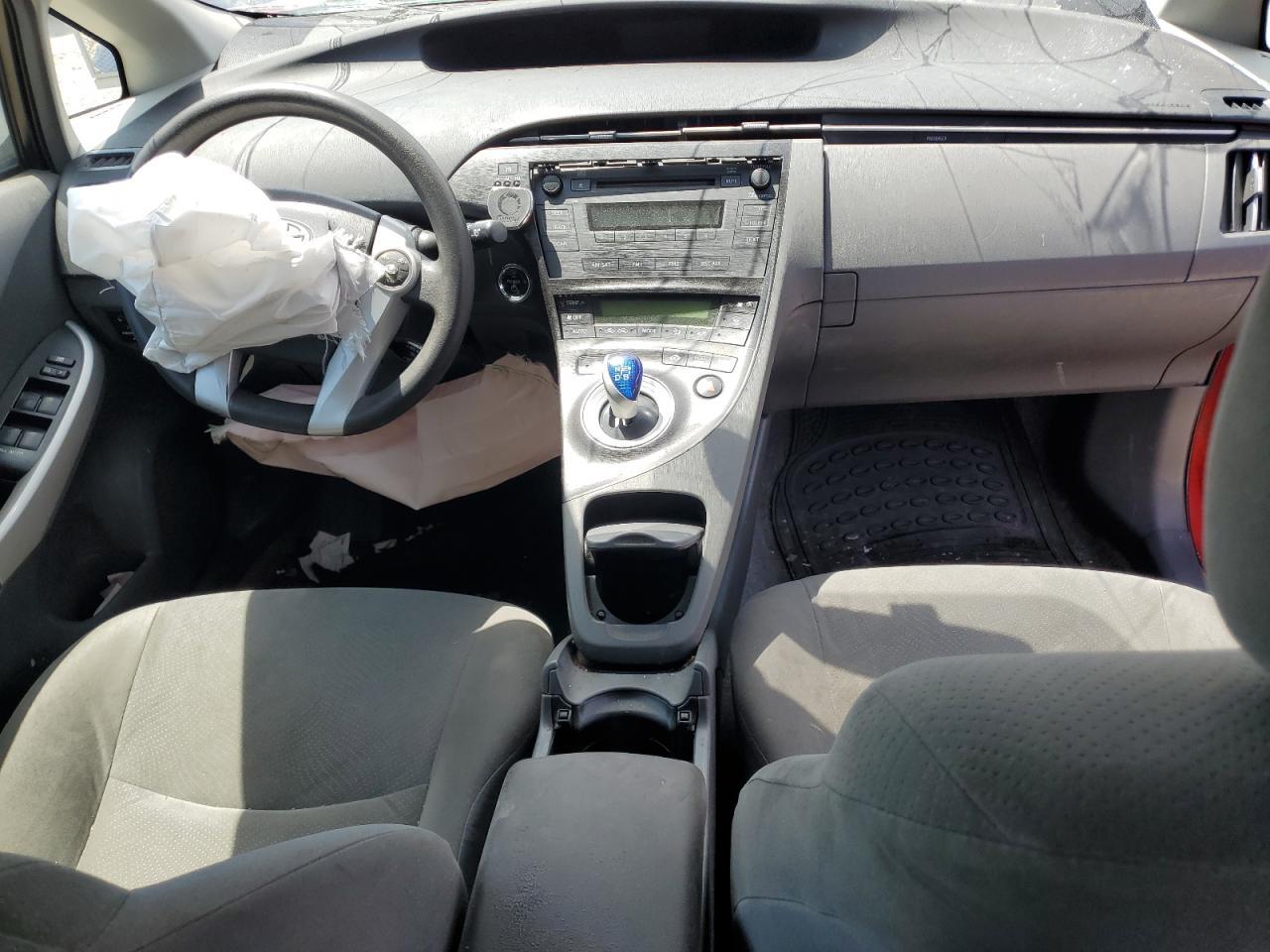 2011 TOYOTA PRIUS
