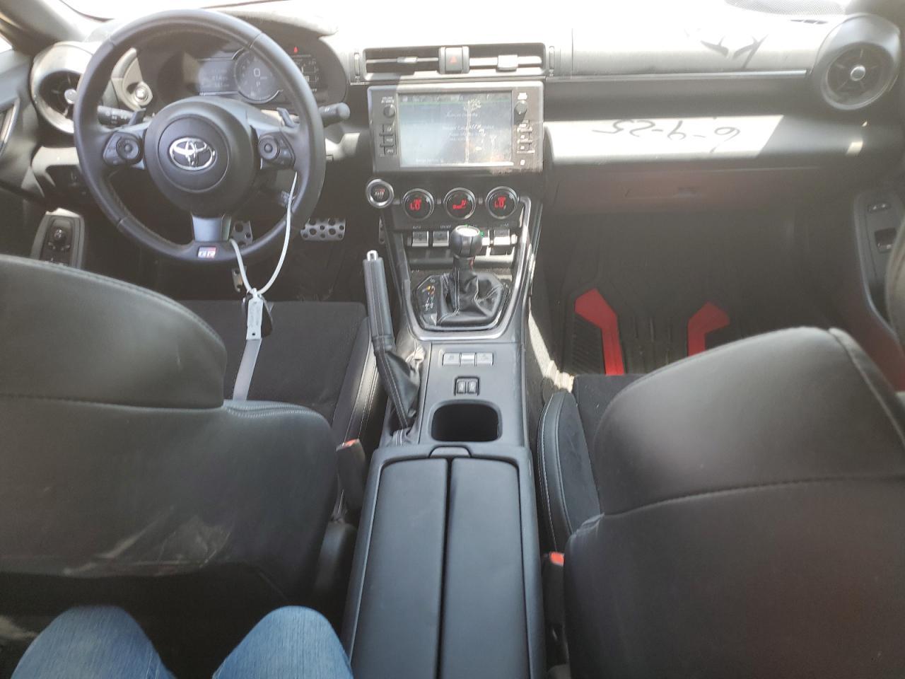 2024 TOYOTA GR 86