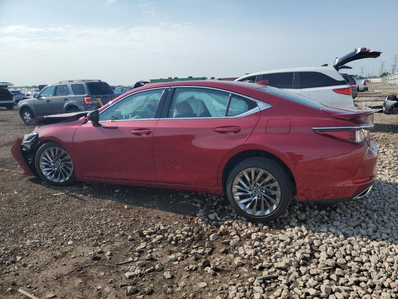 2024 LEXUS Es