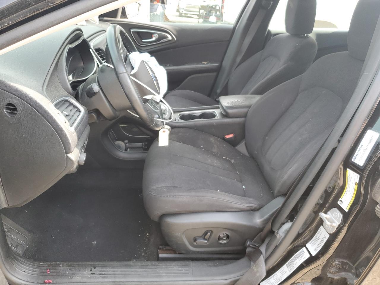2015 CHRYSLER 200