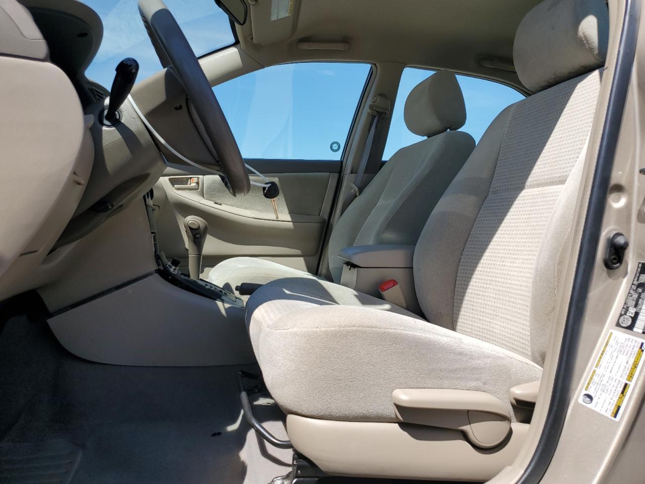 2005 TOYOTA COROLLA