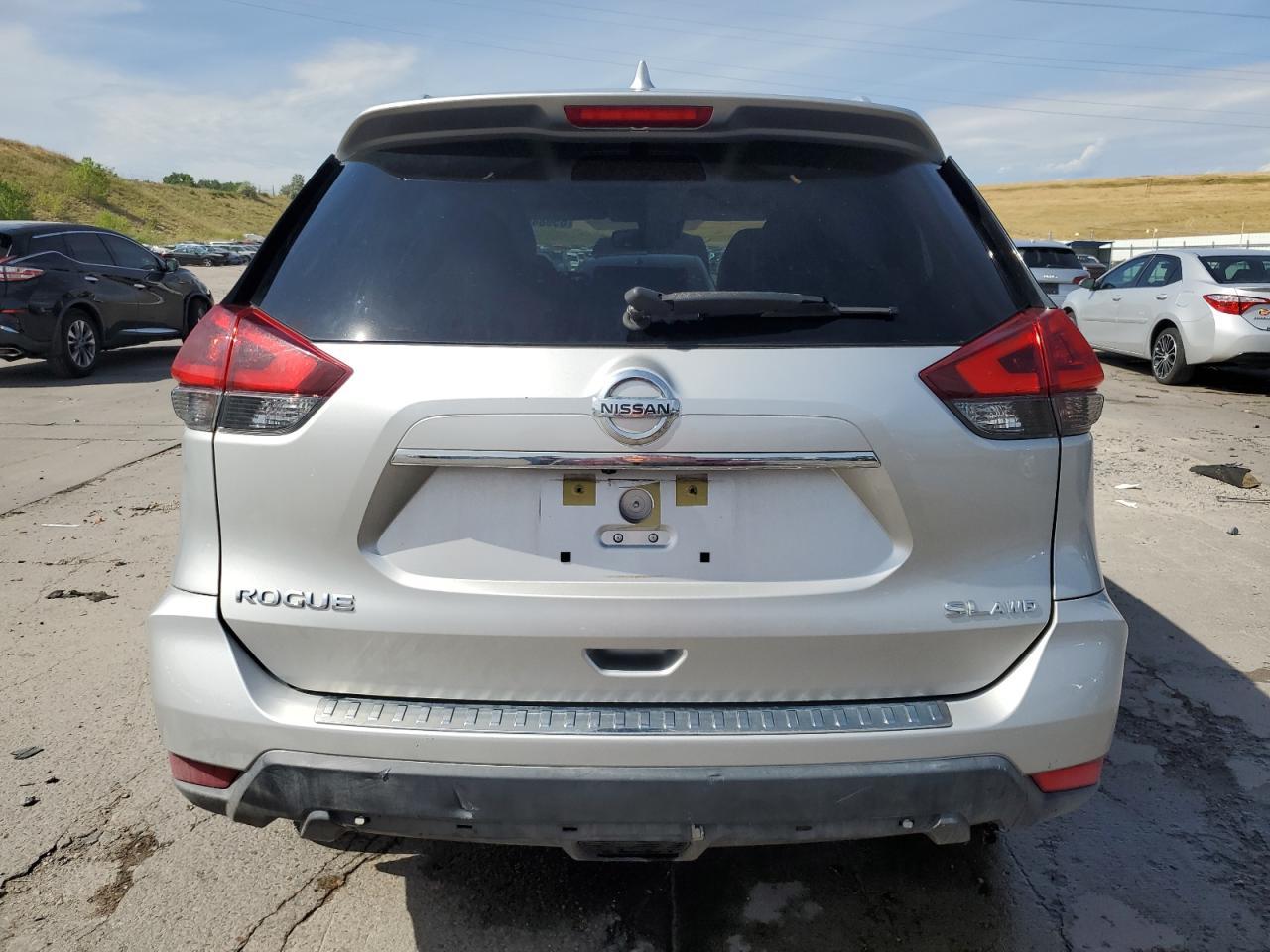 2018 NISSAN ROGUE