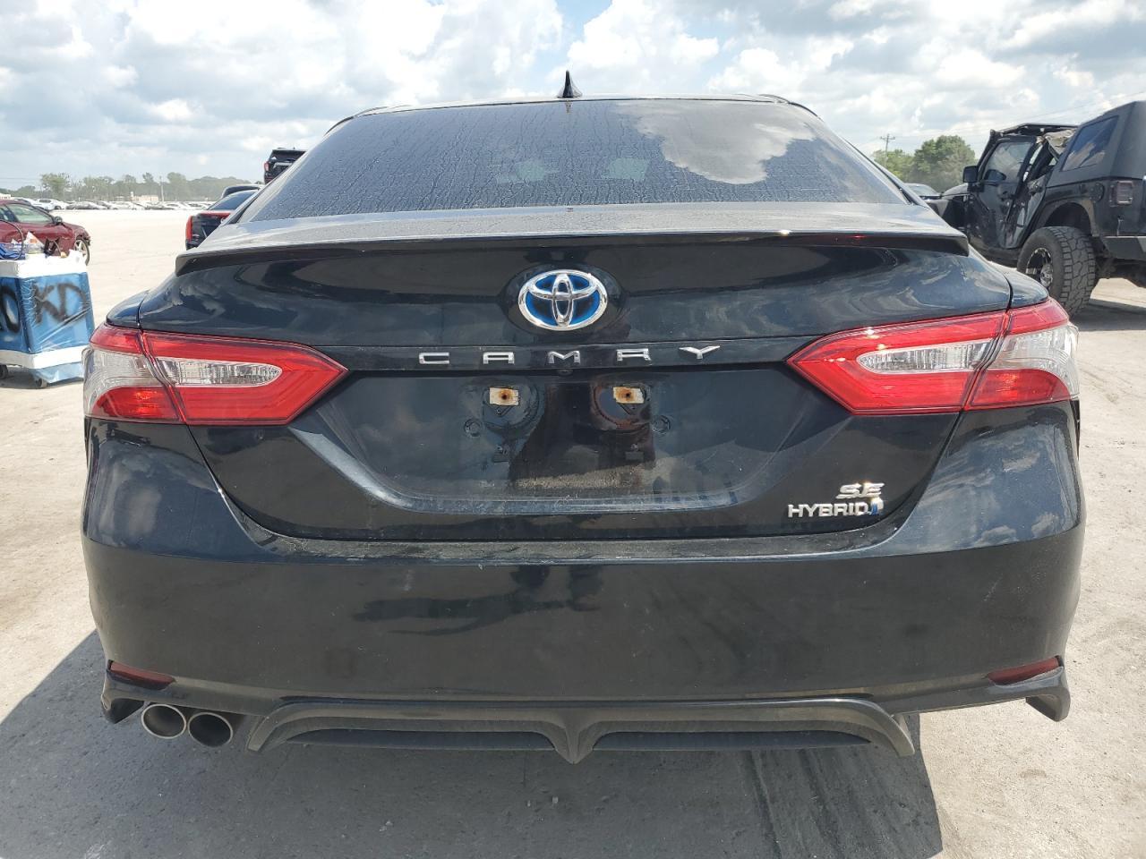 2019 TOYOTA CAMRY