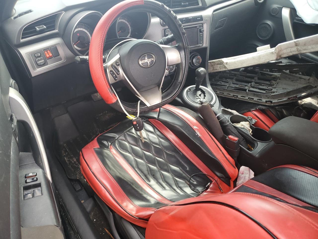 2014 TOYOTA SCION