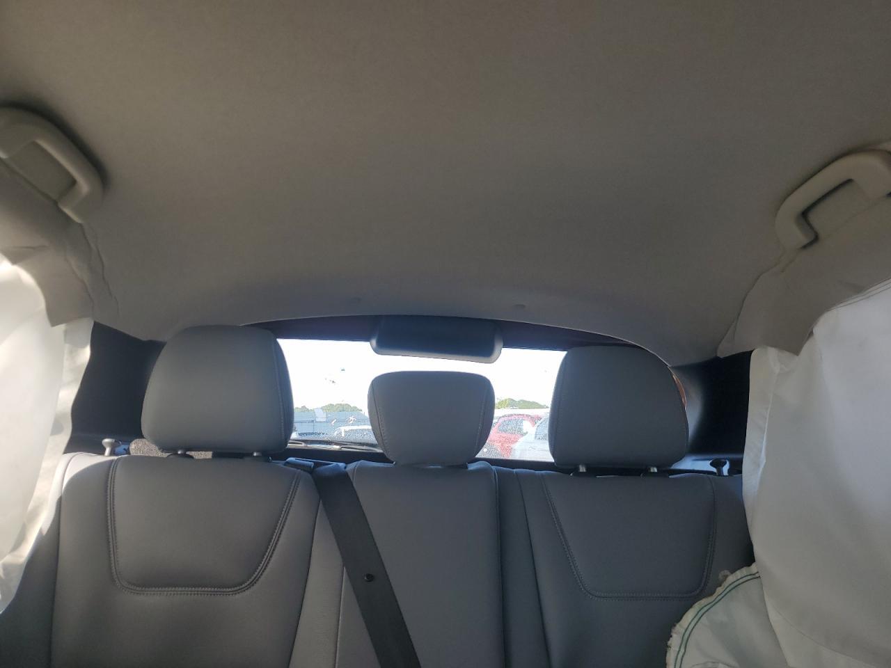 2023 NISSAN KICKS