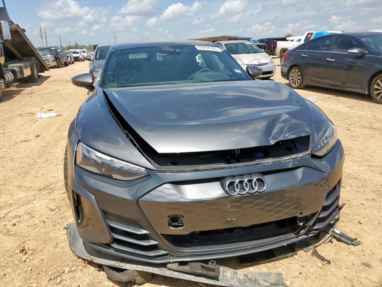2023 AUDI e-tron GT