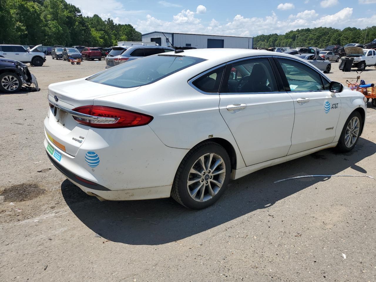 2017 FORD FUSION