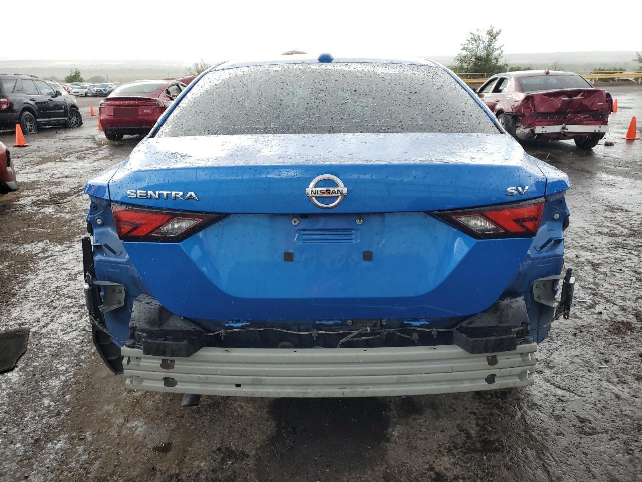 2022 NISSAN SENTRA