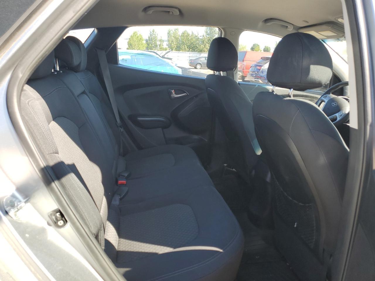 2012 HYUNDAI TUCSON