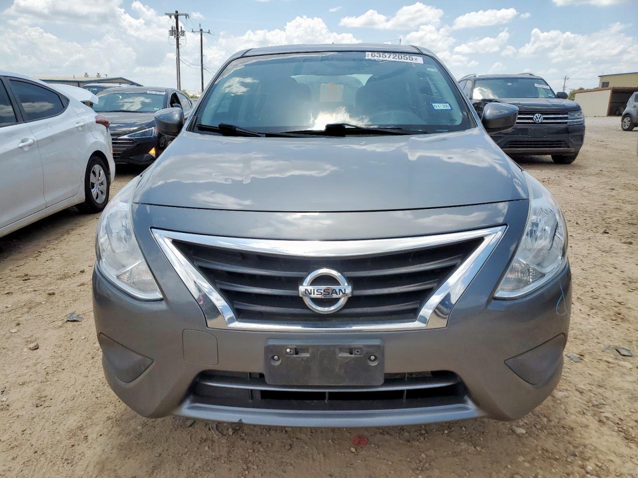 2016 NISSAN VERSA