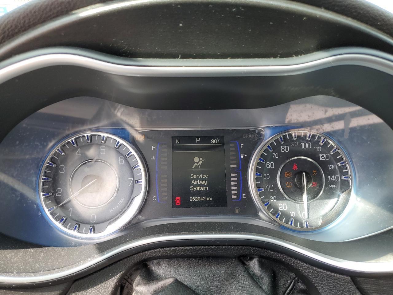 2015 CHRYSLER 200