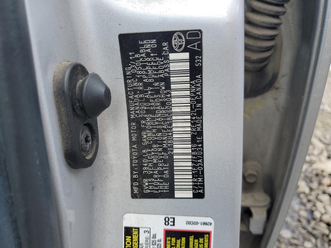 2011 TOYOTA COROLLA