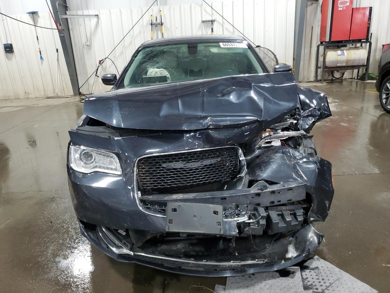 2017 CHRYSLER 300