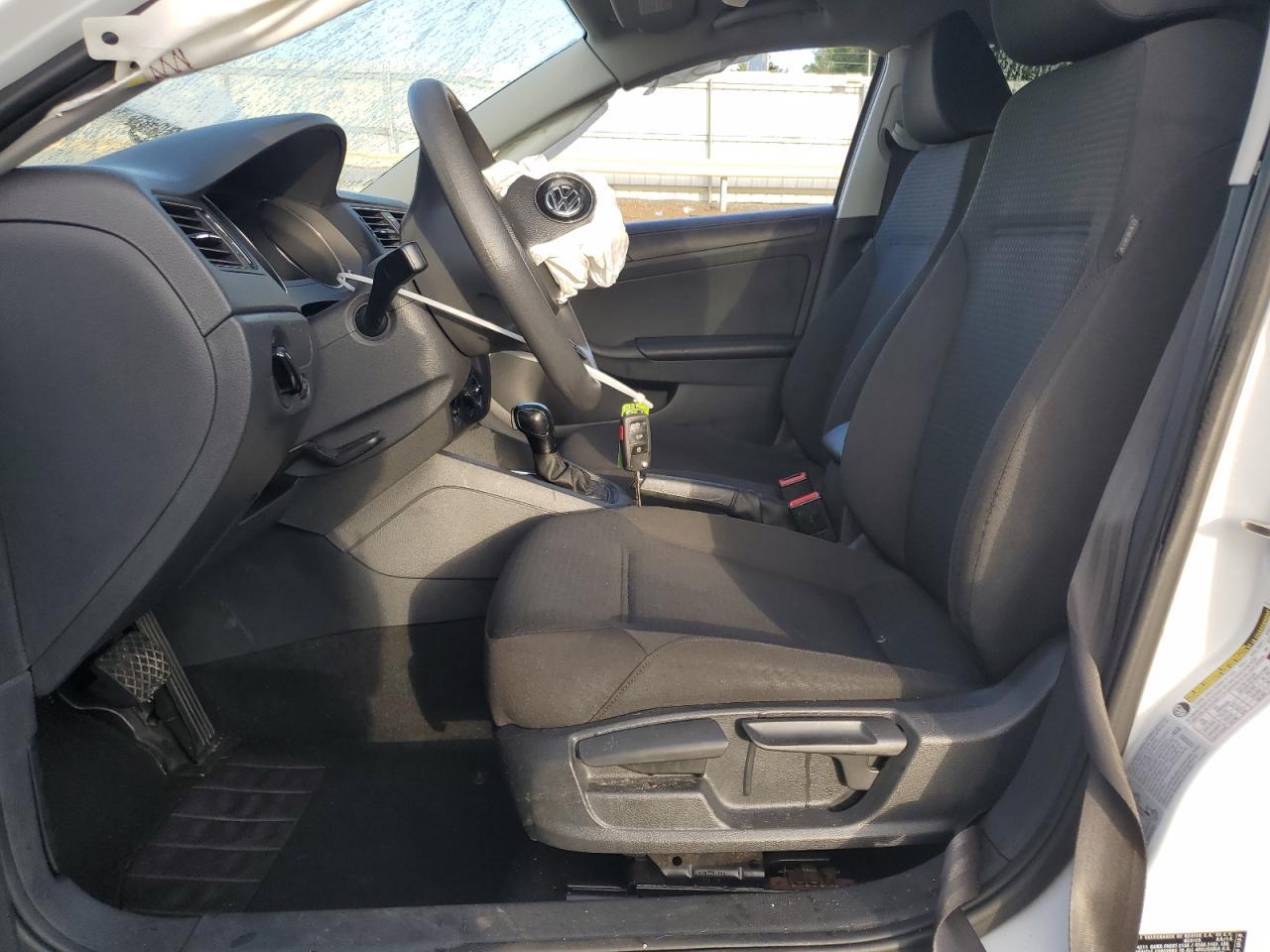 2015 VOLKSWAGEN JETTA