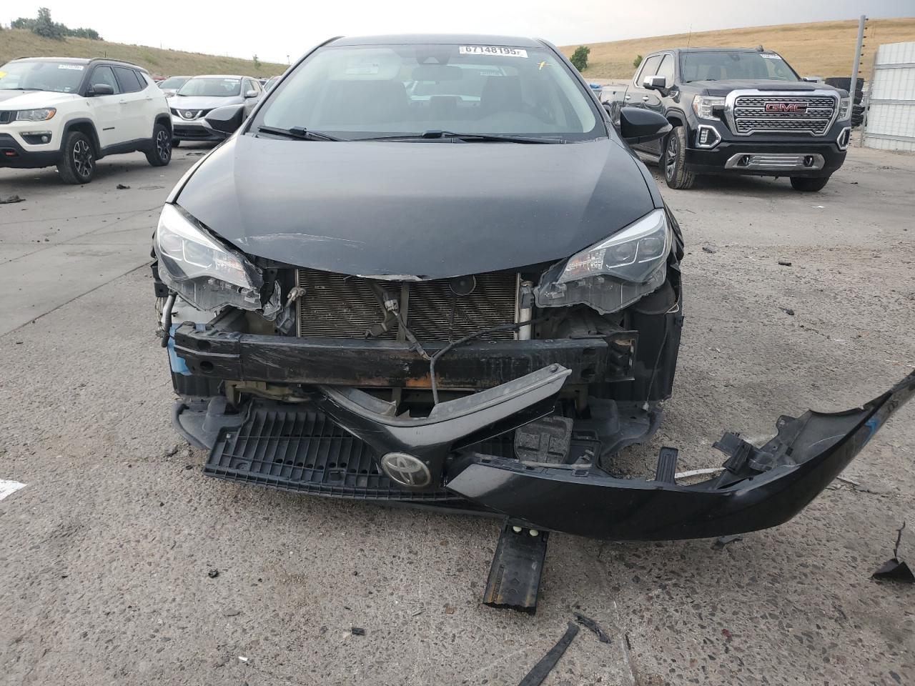 2017 TOYOTA COROLLA