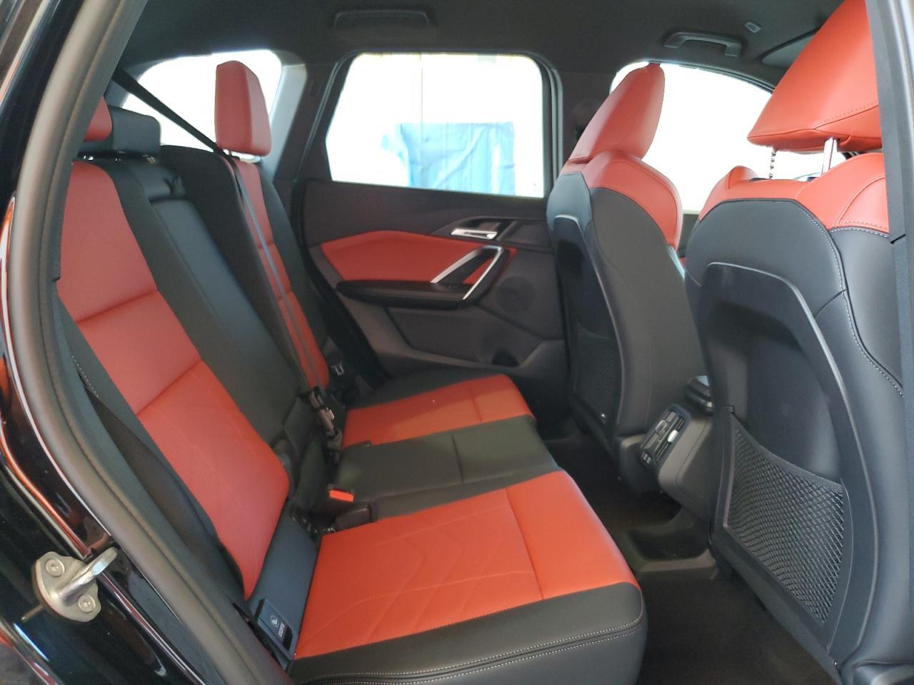2024 BMW X1