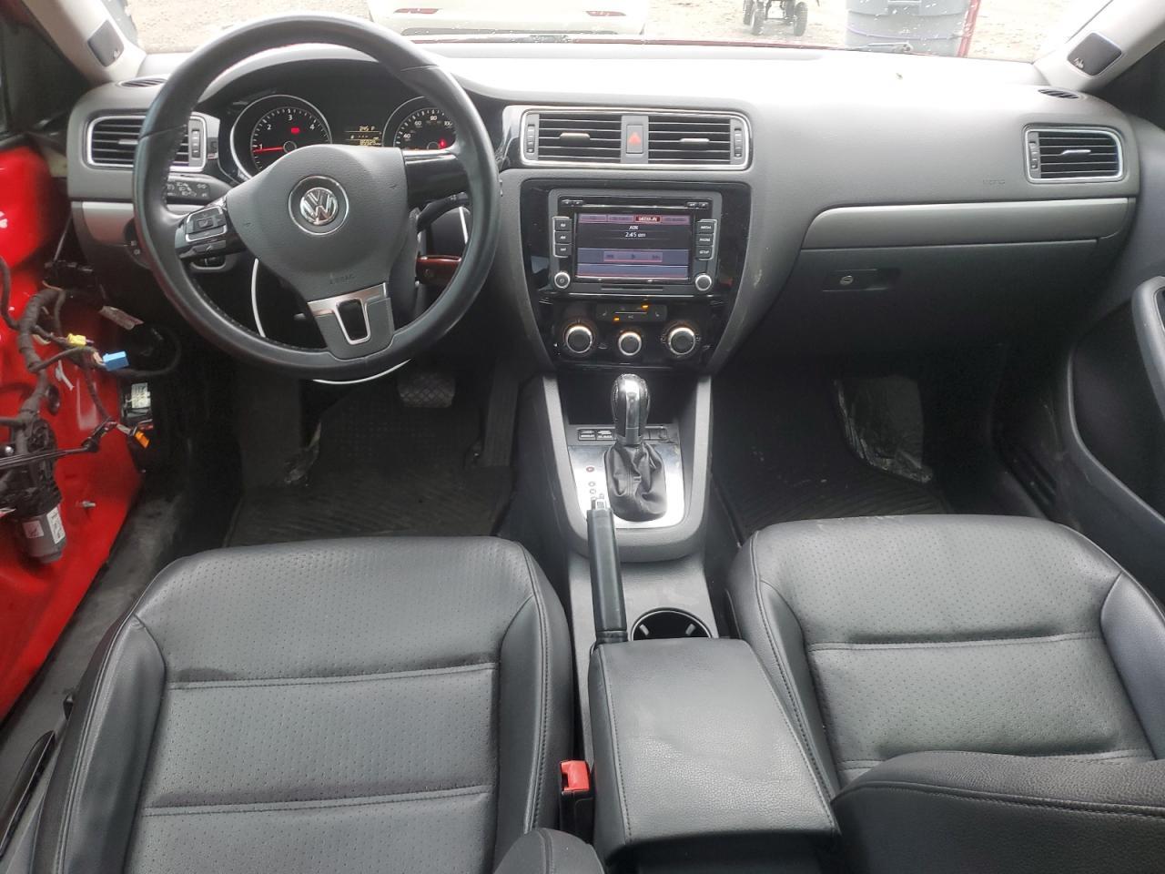 2013 VOLKSWAGEN JETTA