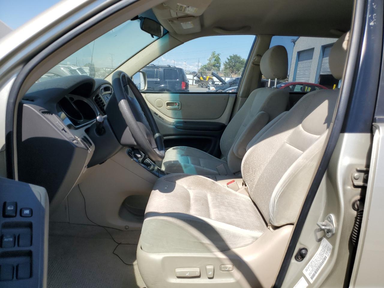 2002 TOYOTA HIGHLANDER