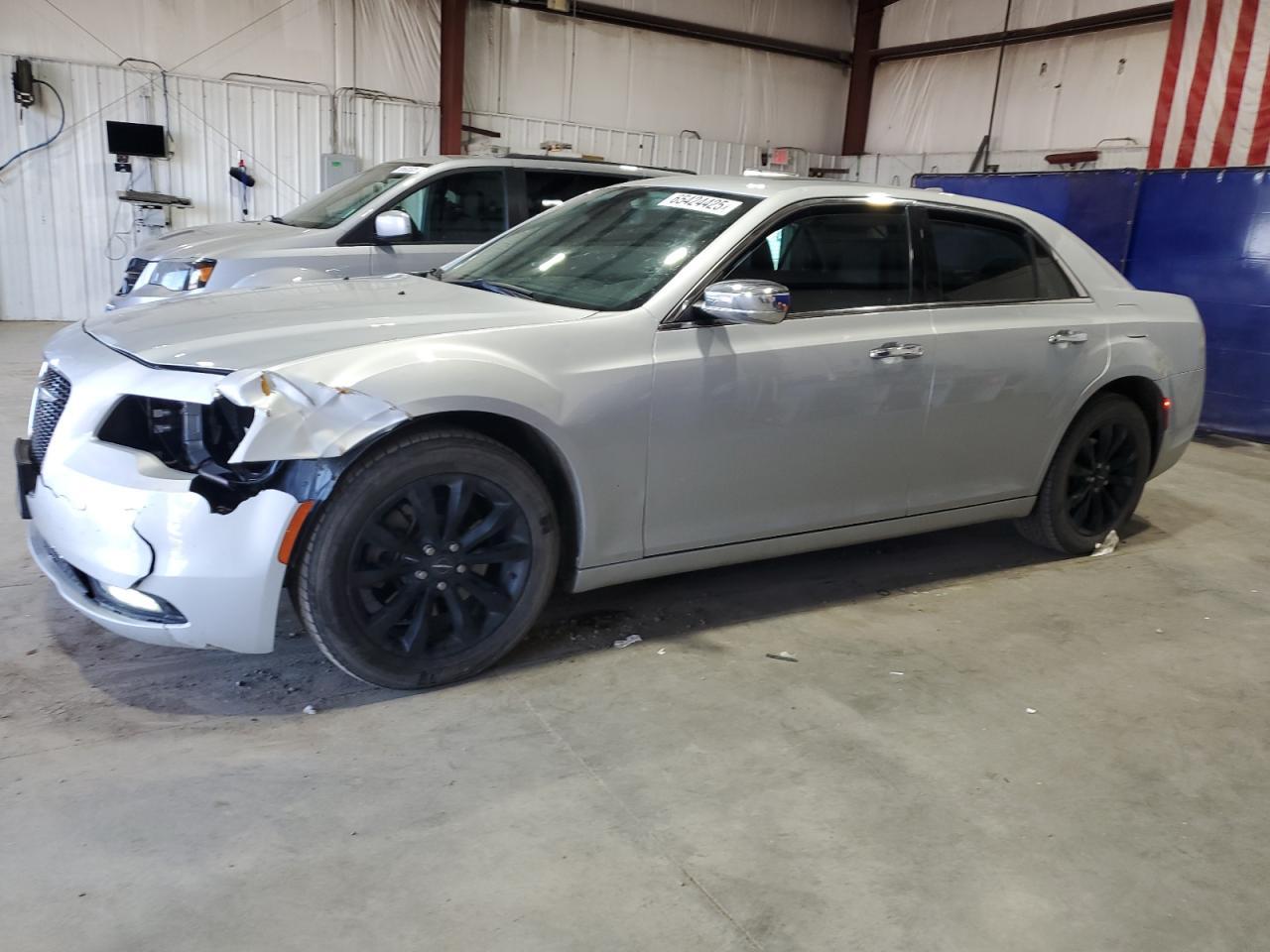 2020 CHRYSLER 300
