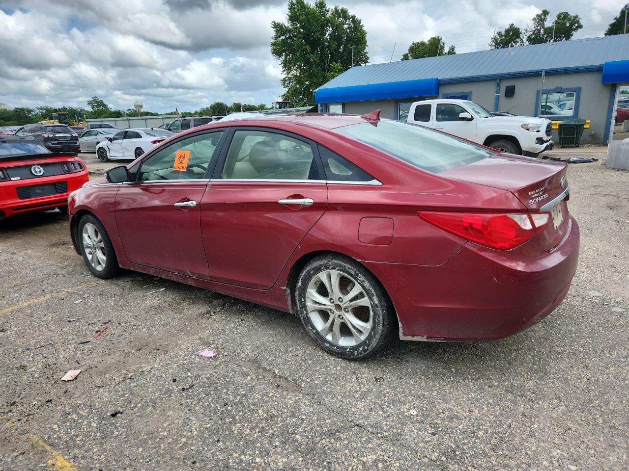 2011 HYUNDAI SONATA