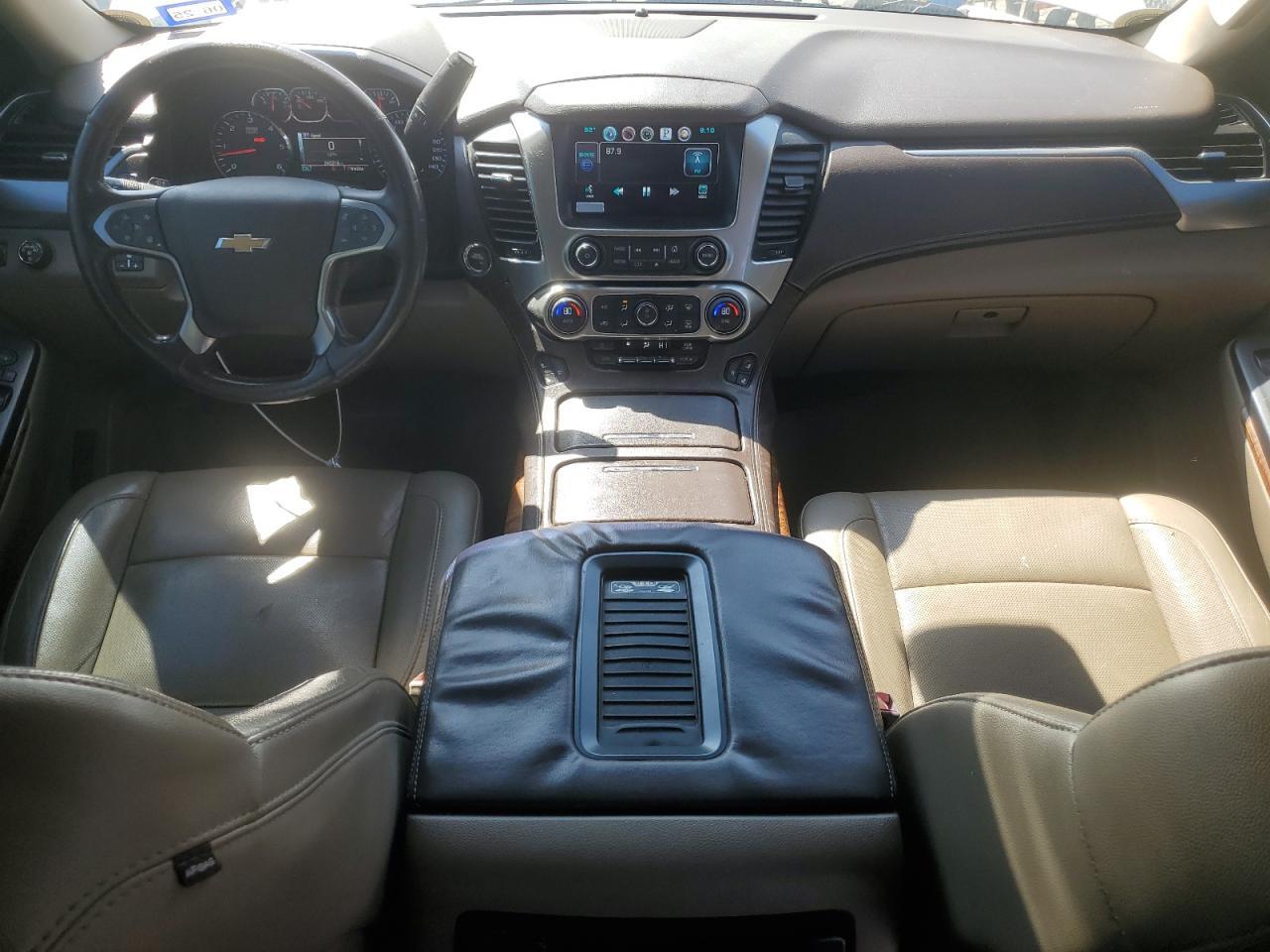 2015 CHEVROLET Suburban