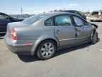 2005 VOLKSWAGEN Passat