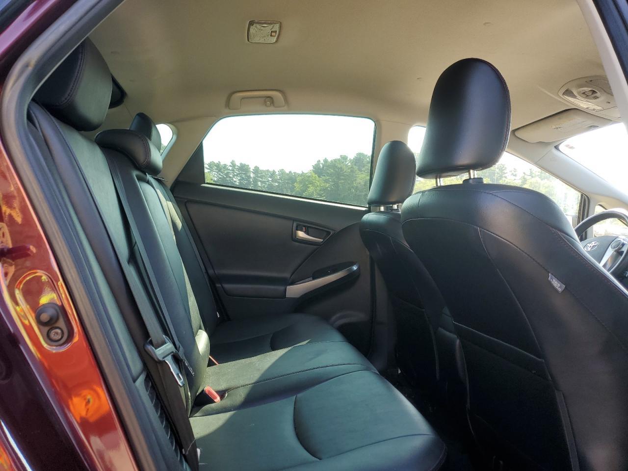 2013 TOYOTA PRIUS