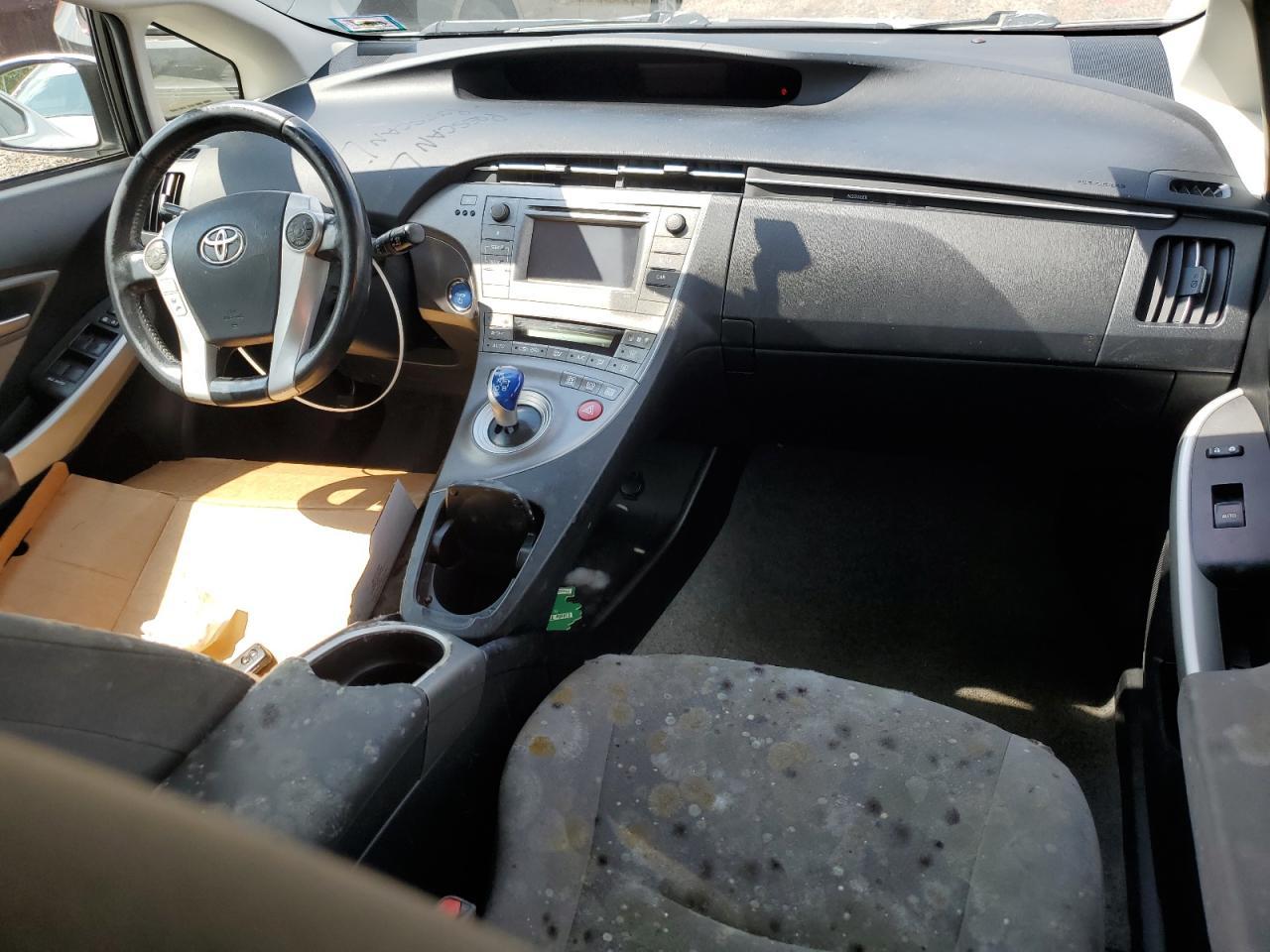 2014 TOYOTA PRIUS