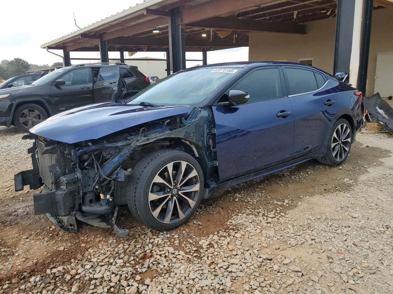 2016 NISSAN Maxima