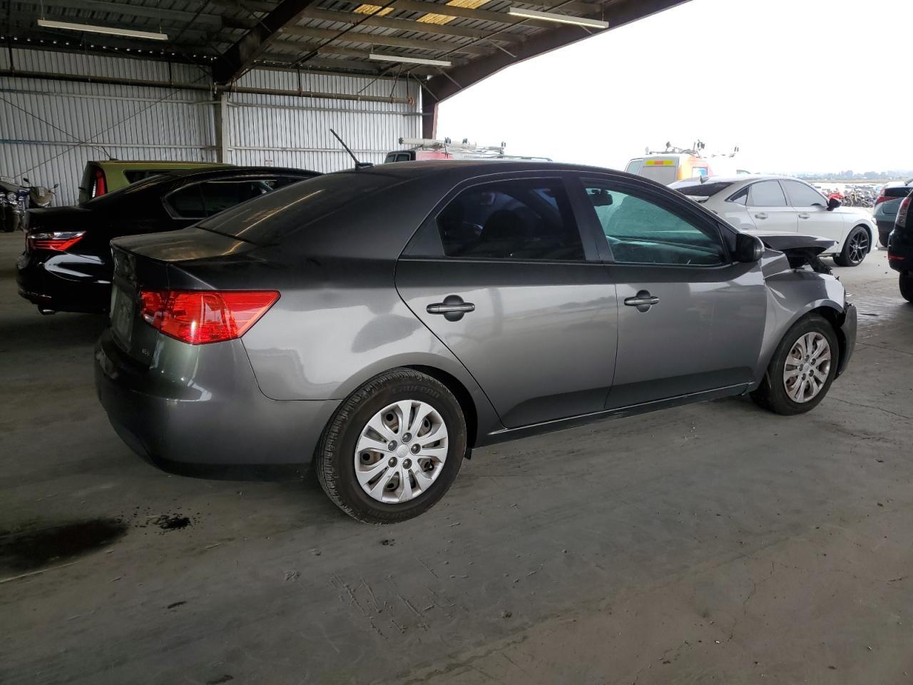 2013 KIA FORTE