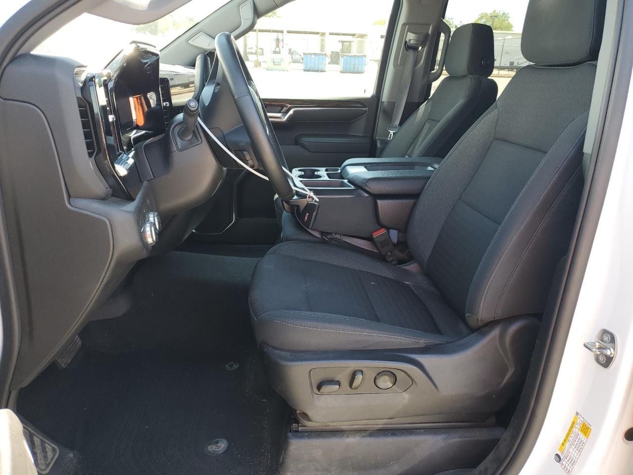 2023 GMC Sierra