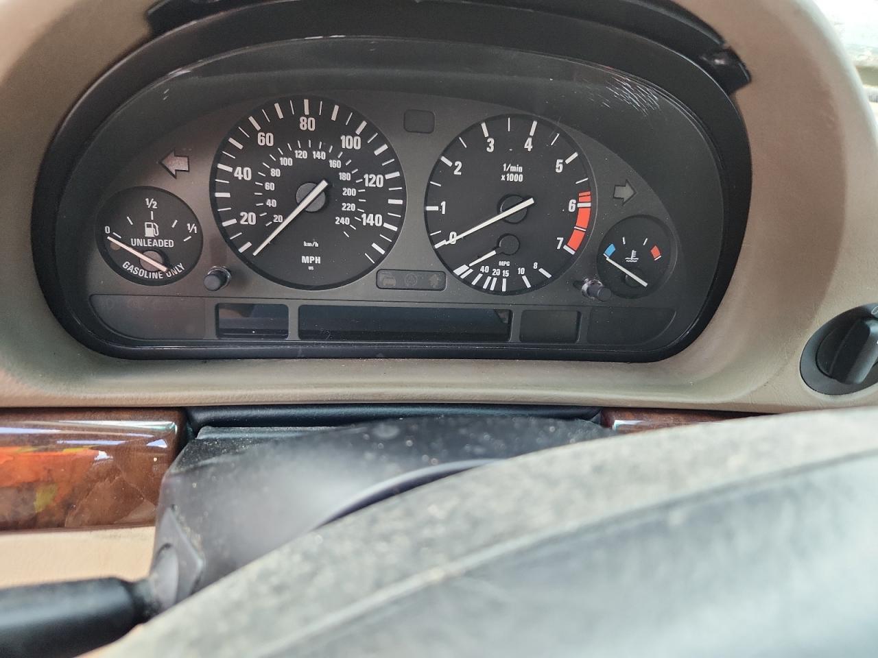 2001 BMW 7 series