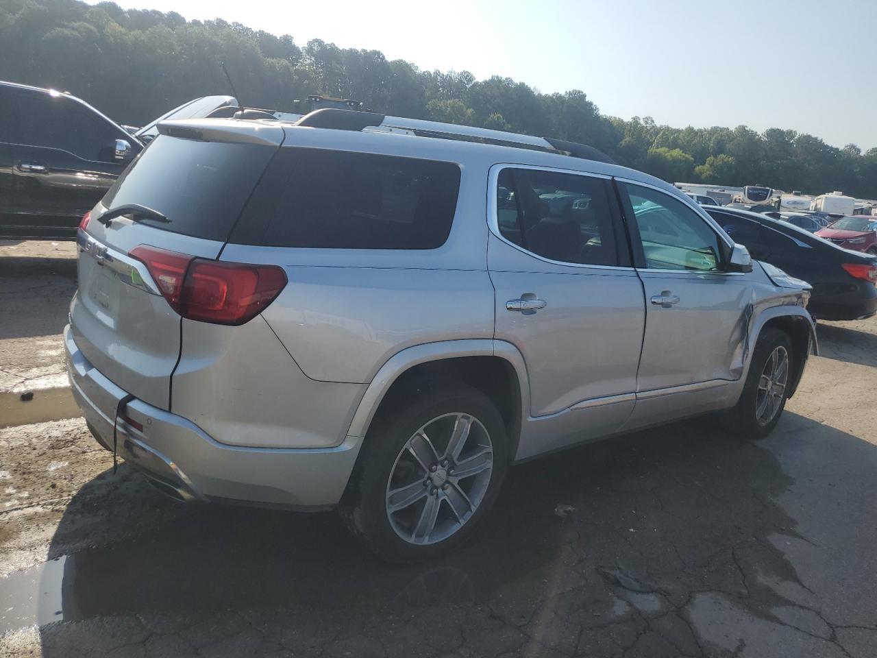 2017 GMC ACADIA
