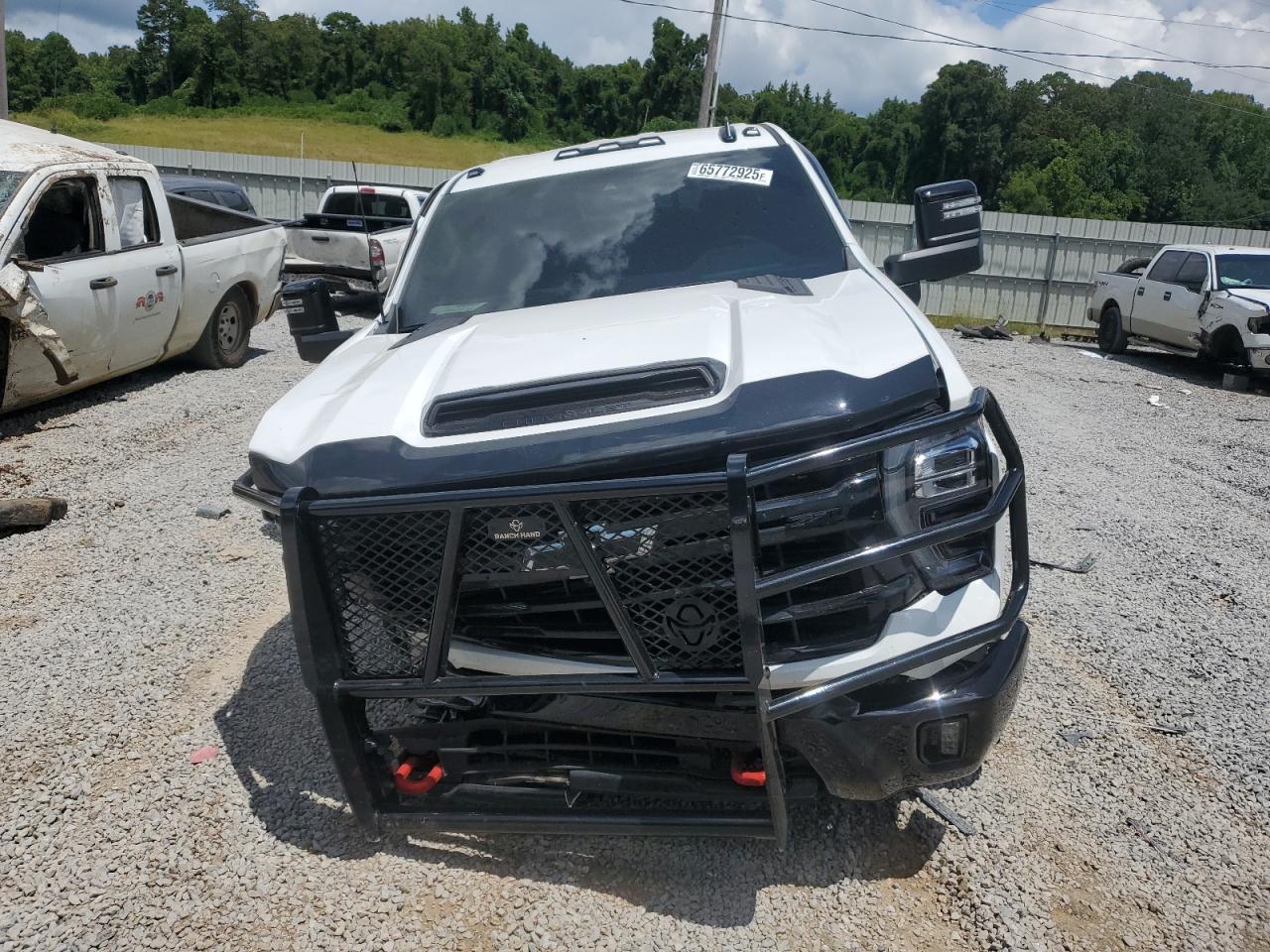2025 CHEVROLET Silverado